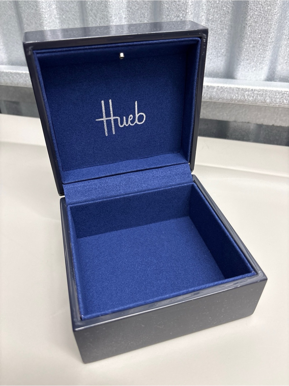 HUEB Solid Hard Case Jewelry Box with Deep Blue Velvet interior